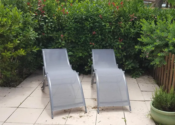 tahiti parc maisonnette 6 pers 2 chambre Le Lavandou